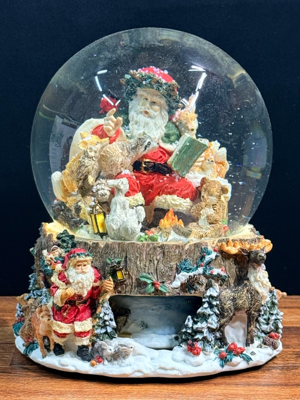 KIRKLAND SIGNATURE Musical Waterglobe with Revolving Base